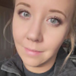 Meet your Posher, Stefanie